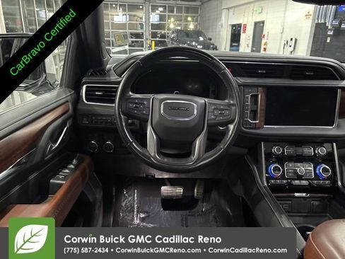 Certified 2024 GMC Yukon Denali Ultimate w/ LPO, Floor Liner Package AWD/4WD image 33