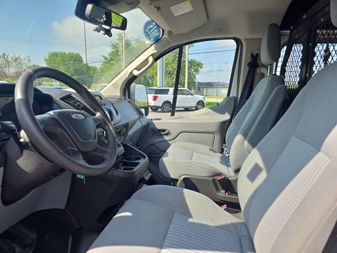 Used 2016 Ford Transit 250 130 Low Roof RWD image 16