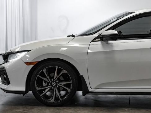 Used 2019 Honda Civic Sport image 18