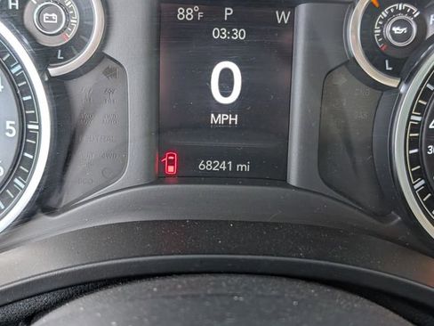 Used 2019 RAM 1500 Big Horn AWD/4WD image 10