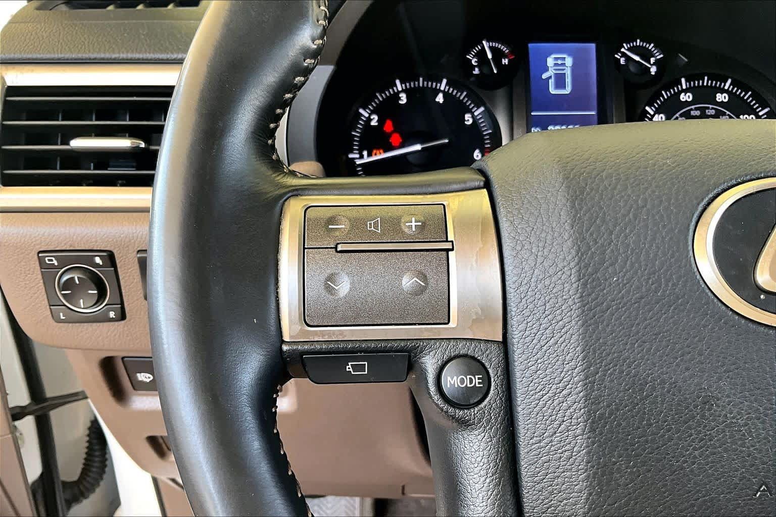 Used 2019 Lexus GX 460 Luxury AWD/4WD image 21
