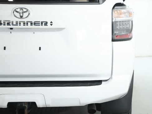 Certified 2023 Toyota 4Runner SR5 Premium w/ Moonroof Package AWD/4WD image 45