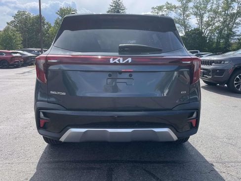 New 2026 Kia Seltos S AWD/4WD image 3