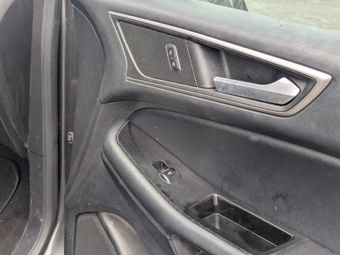 Used 2015 Ford Edge SEL w/ Equipment Group 201A FWD image 35