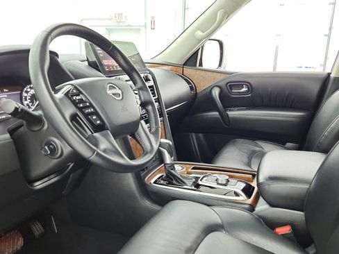Used 2024 Nissan Armada SL w/ Captain's Chairs Package RWD image 25