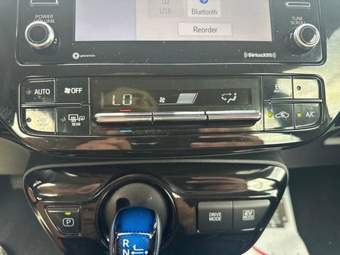 Used 2022 Toyota Prius LE FWD image 24