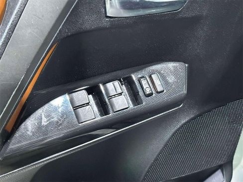 Used 2016 Toyota RAV4 SE image 16