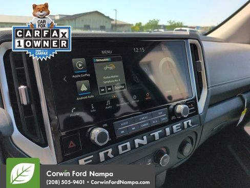 Used 2025 Nissan Frontier SV AWD/4WD image 16