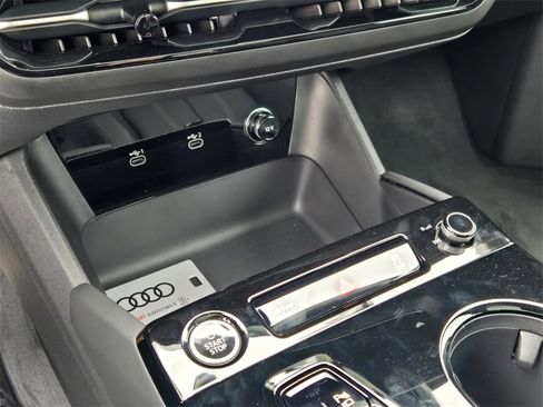 New 2025 Audi A6 e-tron Premium Plus image 22