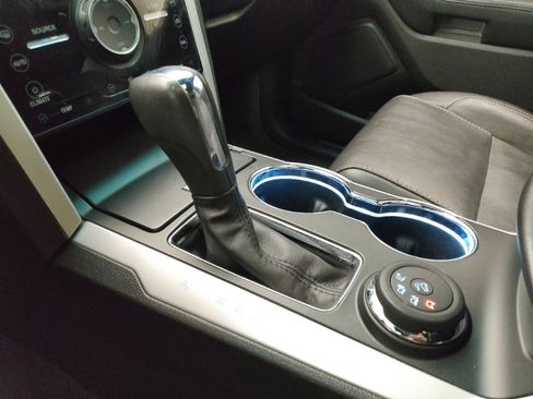 Used 2014 Ford Explorer Sport w/ Equipment Group 401A AWD/4WD image 26