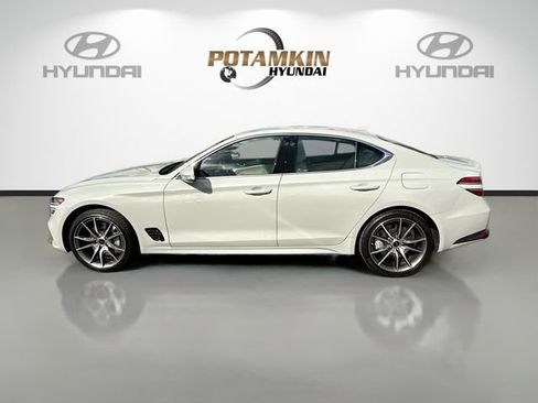 Used 2026 Genesis G70 2.5T image 8