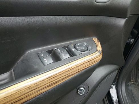 Used 2019 GMC Acadia Denali image 14