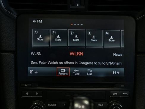 Used 2017 Porsche 911 Carrera image 47