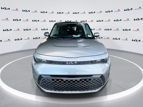 Certified 2023 Kia Soul EX image 3
