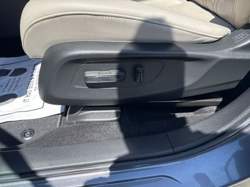 Used 2024 Honda HR-V EX-L image 18