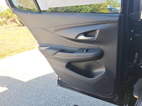 New 2026 Buick Envista Preferred w/ Convenience I Package FWD image 10
