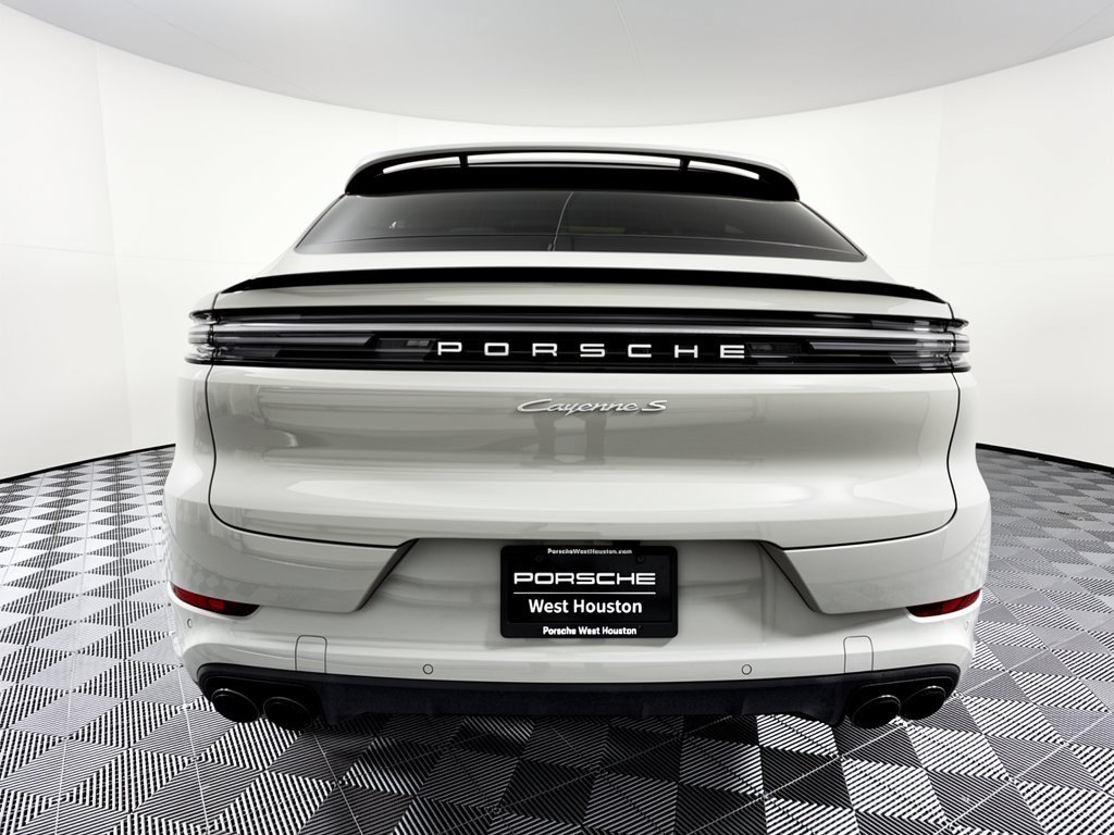 Certified 2026 Porsche Cayenne S AWD/4WD image 11