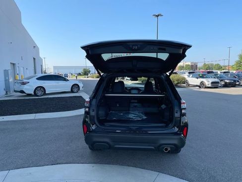 Used 2026 Subaru Forester Touring AWD/4WD image 18