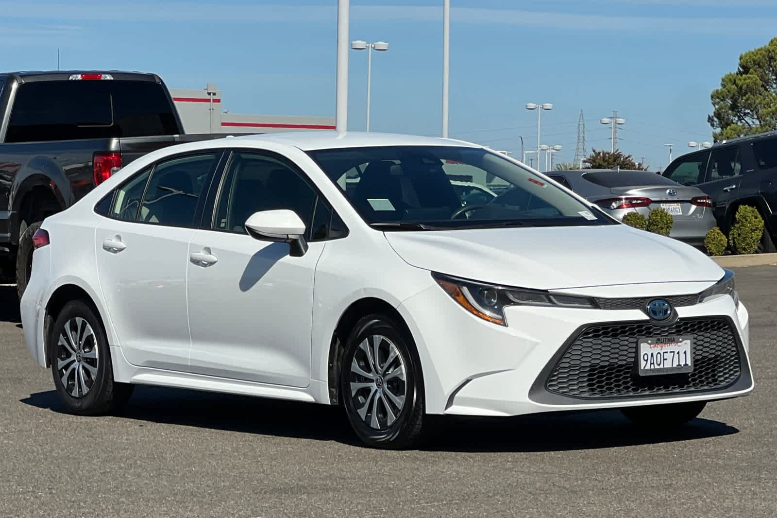Certified 2022 Toyota Corolla LE FWD image 5