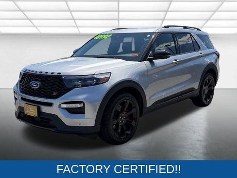 Certified 2023 Ford Explorer ST w/ Equipment Group 401A AWD/4WD image 4