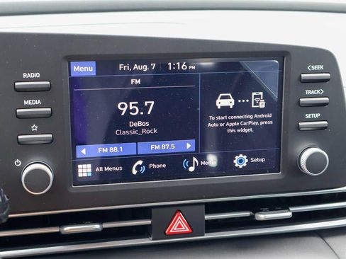 New 2026 Hyundai Elantra SE FWD image 5