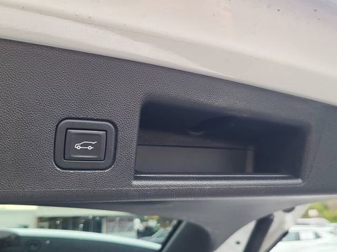 Used 2024 Chevrolet Equinox LT image 5