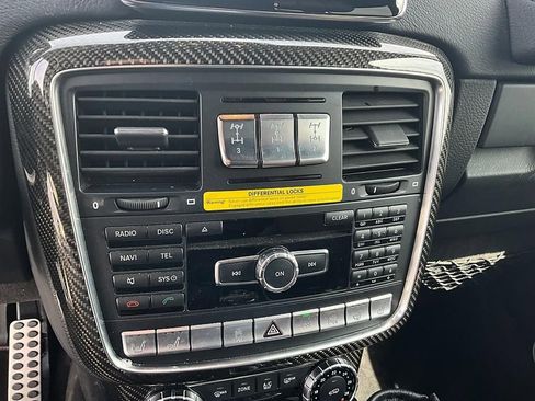 Used 2015 Mercedes-Benz G 63 AMG 4MATIC image 20