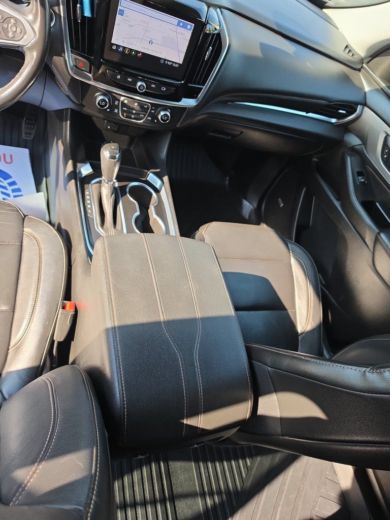 Used 2020 Chevrolet Traverse RS FWD image 24
