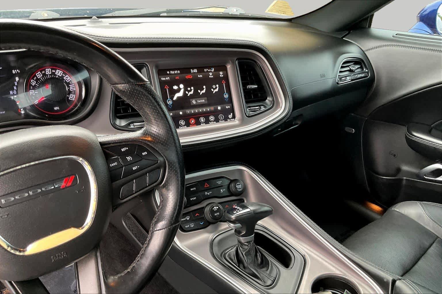 Certified 2022 Dodge Challenger SXT w/ Plus Package RWD image 6