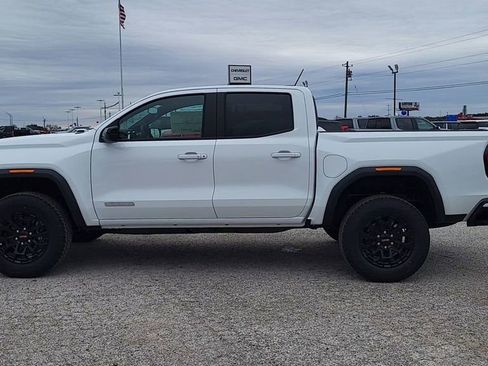 New 2026 GMC Canyon Elevation image 5