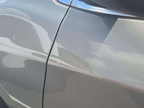 Used 2018 Chevrolet Equinox LT AWD/4WD image 23