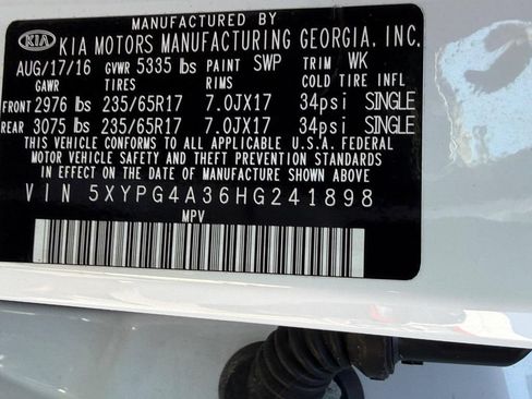 Used 2017 Kia Sorento FWD w/ LX Convenience Package image 29