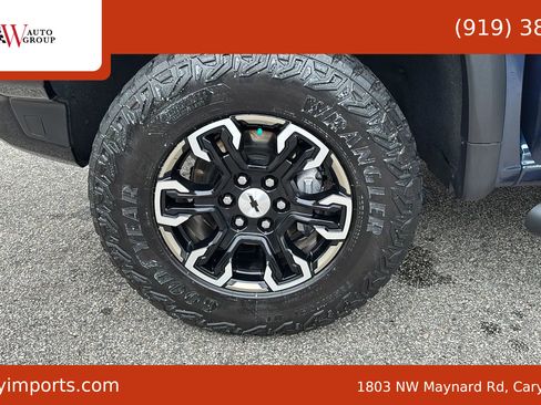 Used 2022 Chevrolet Silverado 1500 ZR2 w/ Technology Package image 26