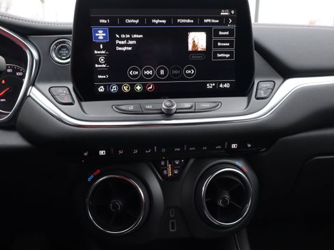 Used 2024 Chevrolet Blazer LT w/ Convenience Package image 17