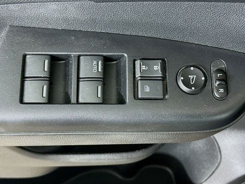 Used 2016 Honda CR-V SE image 15
