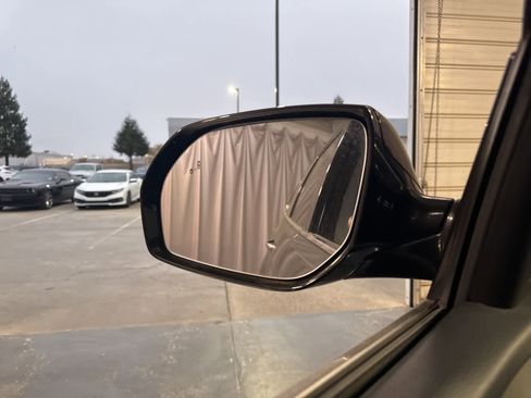 Used 2018 Hyundai Santa Fe SE image 27