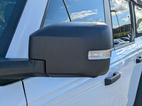 Used 2023 Ford Bronco Wildtrak AWD/4WD image 11