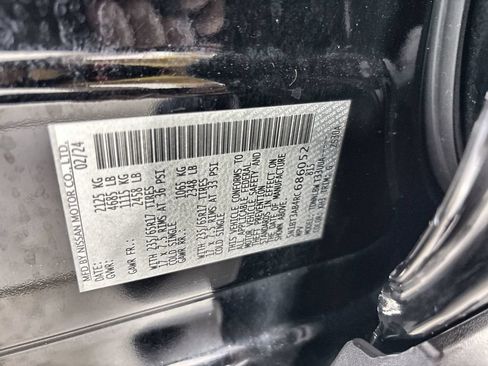 Used 2024 Nissan Rogue S AWD/4WD image 25