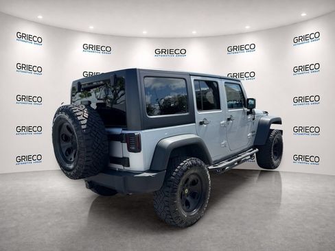 Used 2012 Jeep Wrangler Unlimited Sport AWD/4WD image 7