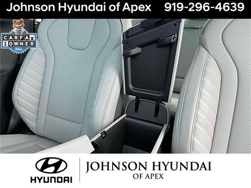 Used 2025 Hyundai Elantra Limited FWD image 21