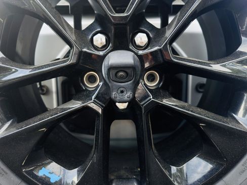 Used 2022 Jeep Wrangler Unlimited Sahara w/ Cold Weather Group image 31