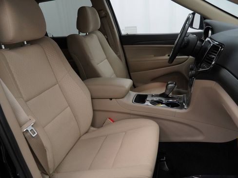 Certified 2022 Jeep Grand Cherokee Laredo E image 47