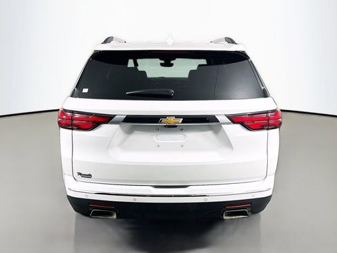 Used 2023 Chevrolet Traverse Premier image 6