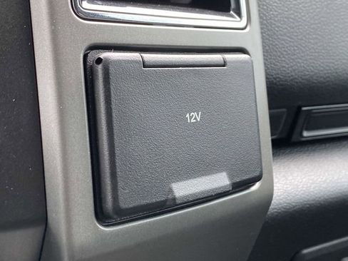 Used 2020 Ford Expedition XLT w/ Equipment Group 201A image 32