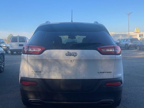 Used 2016 Jeep Cherokee Limited image 3