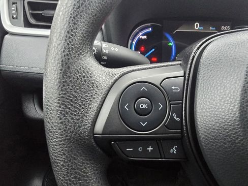 Certified 2025 Toyota RAV4 LE AWD/4WD image 18