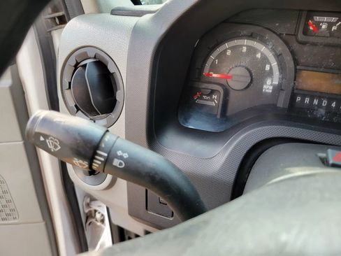 Used 2017 Ford E-450 and Econoline 450 Super Duty w/ Power Windows & Locks Group image 17