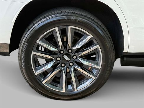 Certified 2023 Cadillac Escalade Sport w/ Touring Package image 13