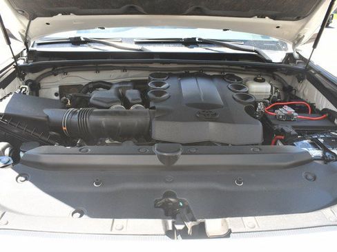 Used 2022 Toyota 4Runner Trail Special Edition AWD/4WD image 29