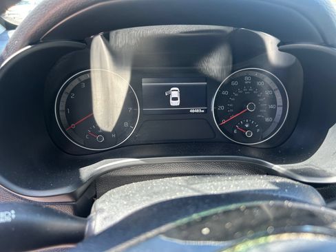Used 2024 Kia Forte LXS FWD image 11